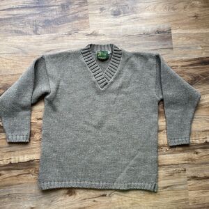Vtg HANDCRAFT LTD Sweater Knitwear Thick 100% Pure Wool V-neck Chunky Medium